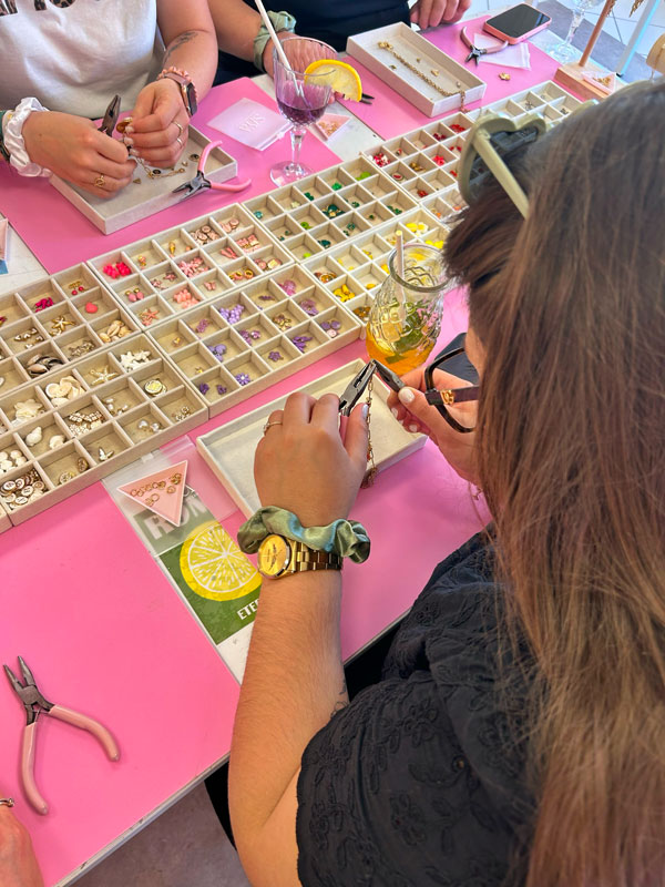 Événement privé à Strasbourg — atelier créatif girly Siya Lab